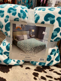 Turquoise leopard King blanket