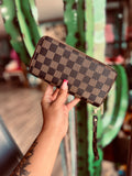 Brow checkered wallet wristlet