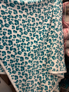 Turquoise leopard King blanket