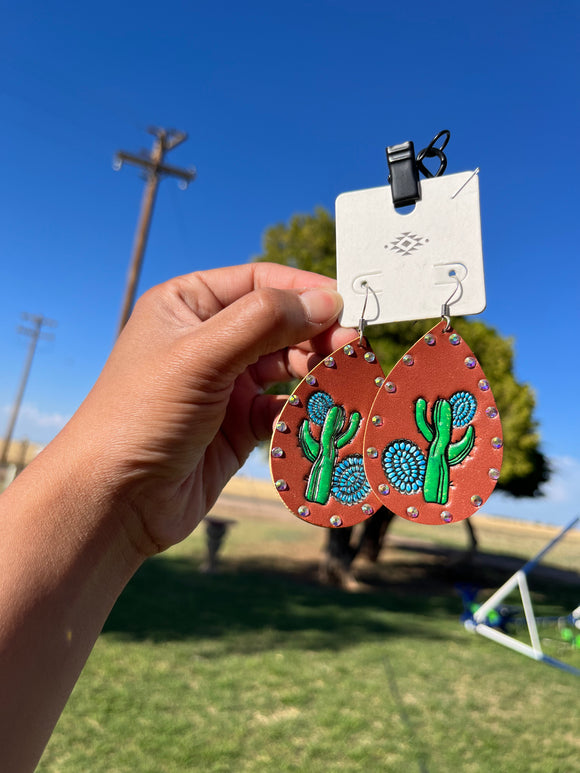 Cactus concho earrings 🌵