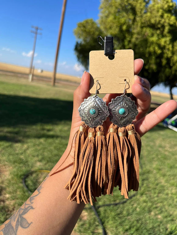 Brown fringe concho earrings 🤎✨
