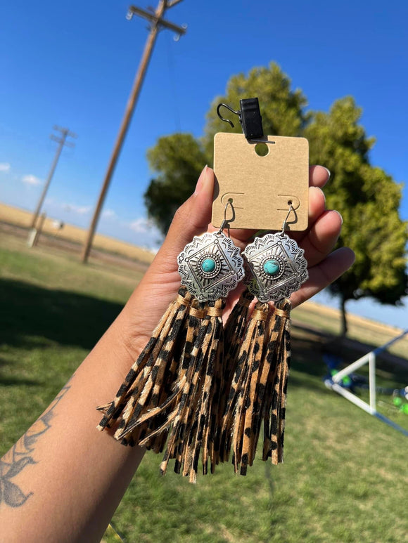 Concho leopard fringe earrings ✨🤎