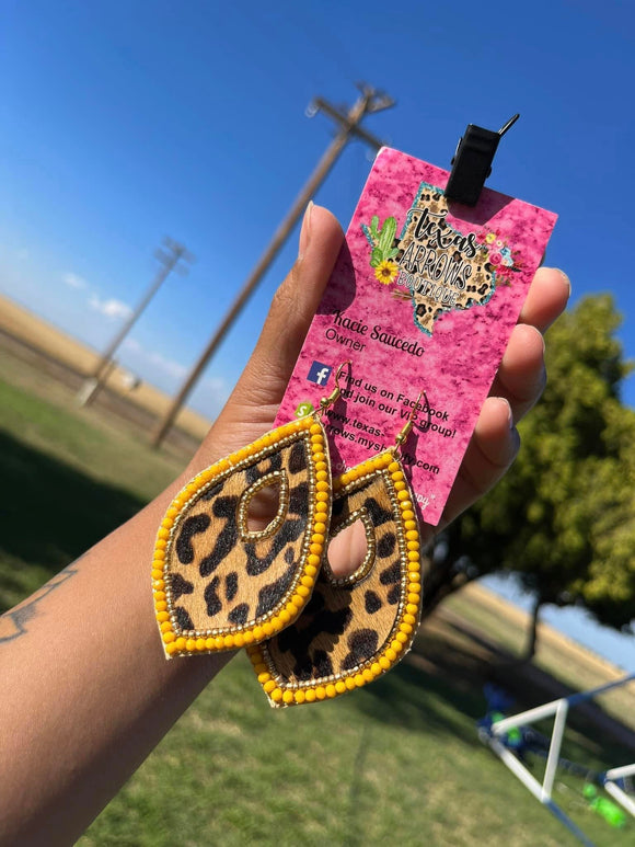 Mustard leopard earrings 💛